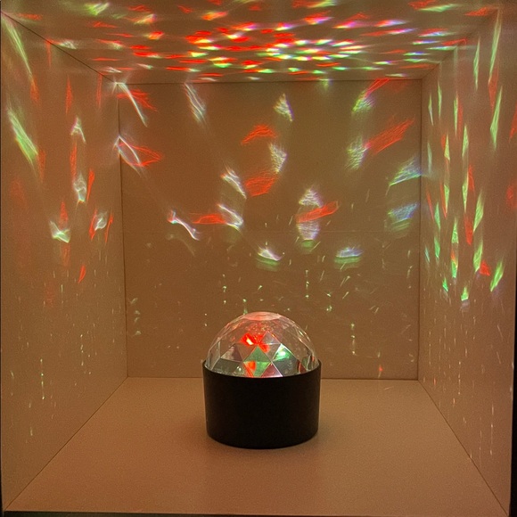Flashing Dome Light Disco Geometric Retro Fun Multicolor Night Party Decoration - Picture 3 of 11